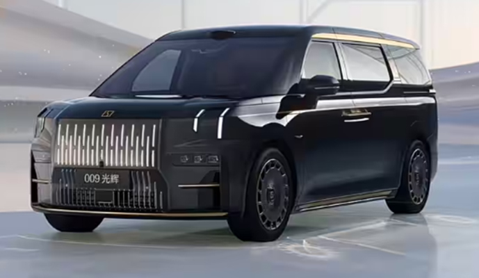 Extreme-Krypton-009-Radiance-Collection-To-Debut-On-April-19th-Interior-Details-Announced-Refreshing-The-Luxury-Ceiling05