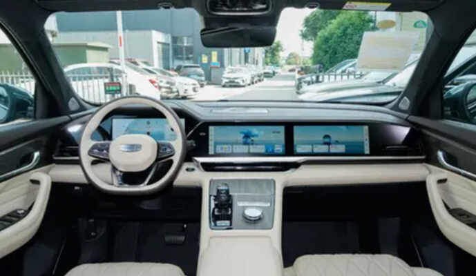 Geely’s-new-SUV-is-coming-soon04