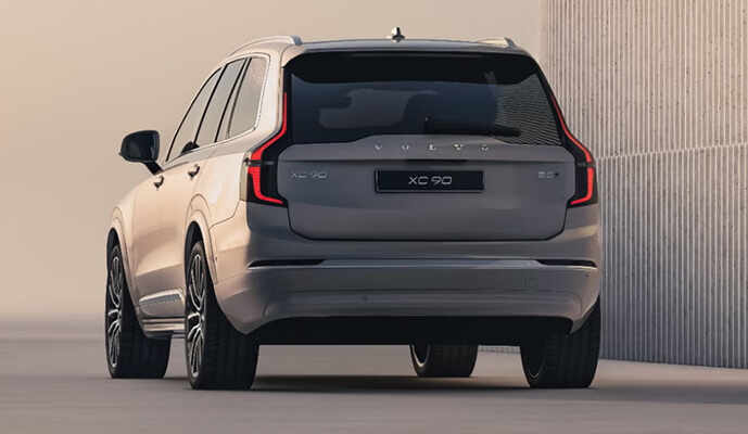 New-Volvo-XC90-Launched05