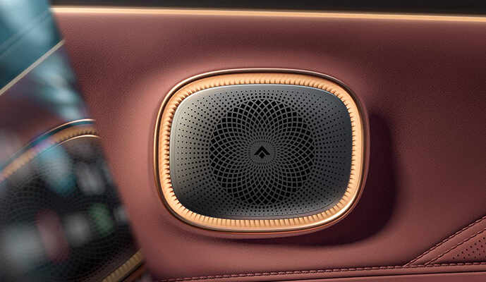 Pure-Electric-And-Extended-Range02