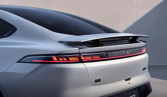 The-New-Benchmark-For-Intelligent-Electric-Coupes04