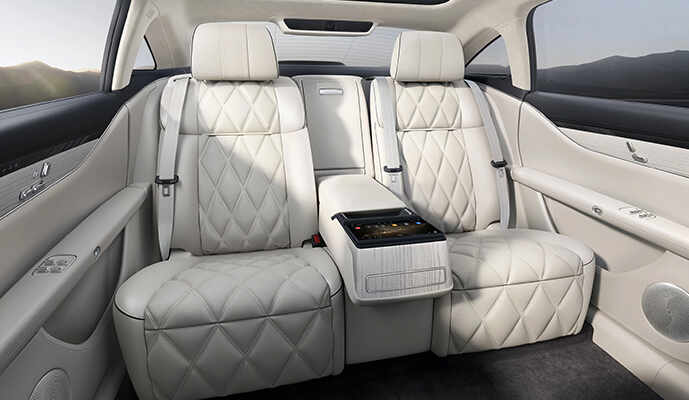 The-New-Benchmark-In-Luxury-Intelligence04