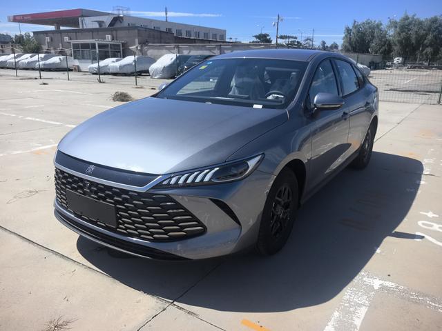 BYD Qin PLUS 2025 DM-i Intelligent Driving Edition 55KM Leading Edition