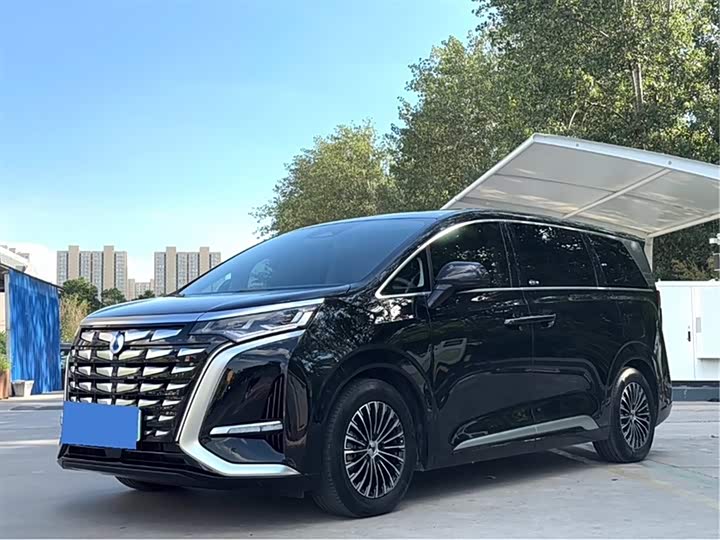 Denza D9 2022 DM-i 970 4WD Flagship Edition