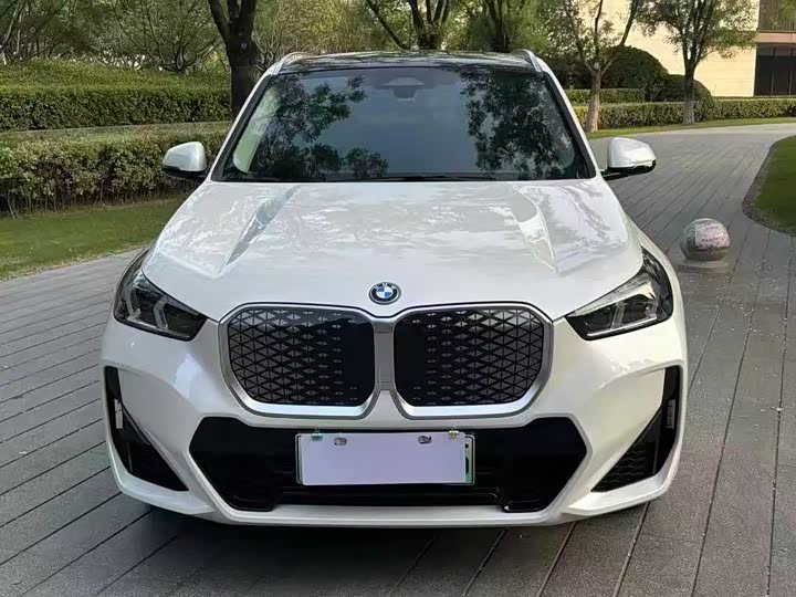 BMW iX1 2023 eDrive25L M Sport Package