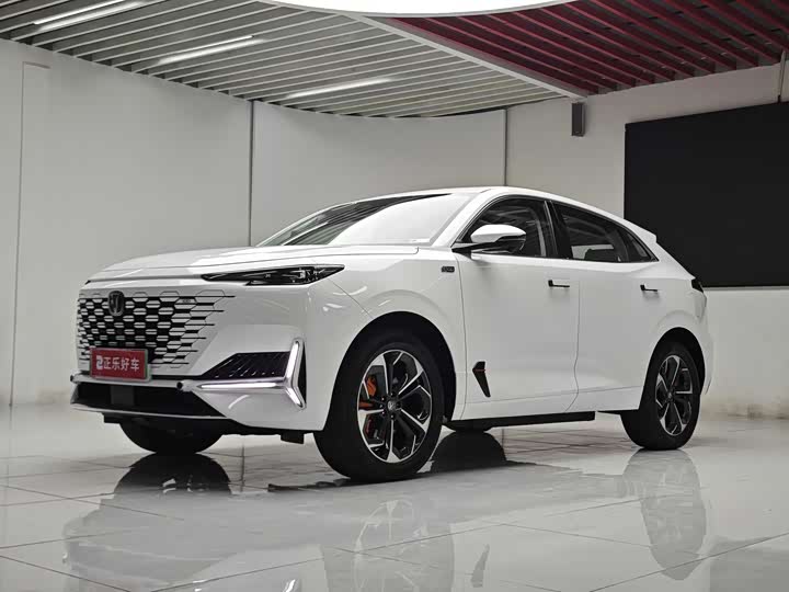 Changan UNI-K Intelligent Electric iDD 2024 Model Intelligent Electric iDD 1.5T 135km Smart Fun Type