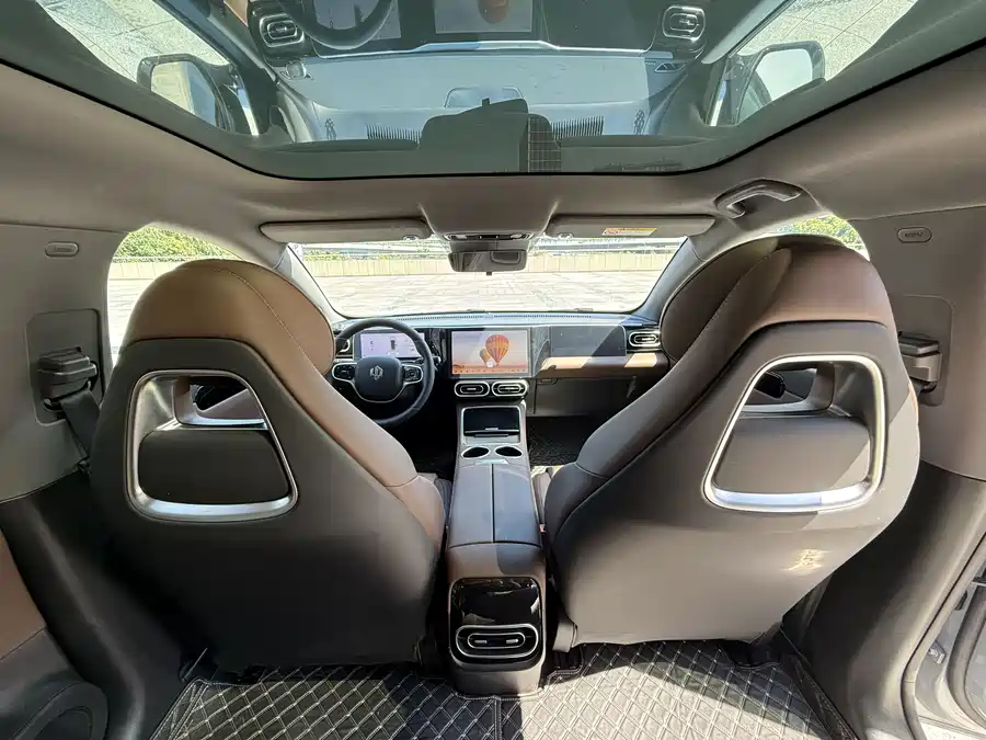 900x675_0_q87_c42_autohomecar__Chtk2GhmN_-AWe7AAAYKSR3QA6Y203.jpg