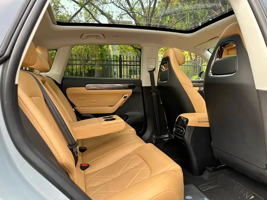 900x675_0_q87_c42_autohomecar__Chto52iLKLmAVOEBAAkFXKYo4xE667.jpg