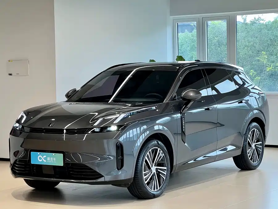 LYNK & CO 08 EM-P 2023 120 км Pro