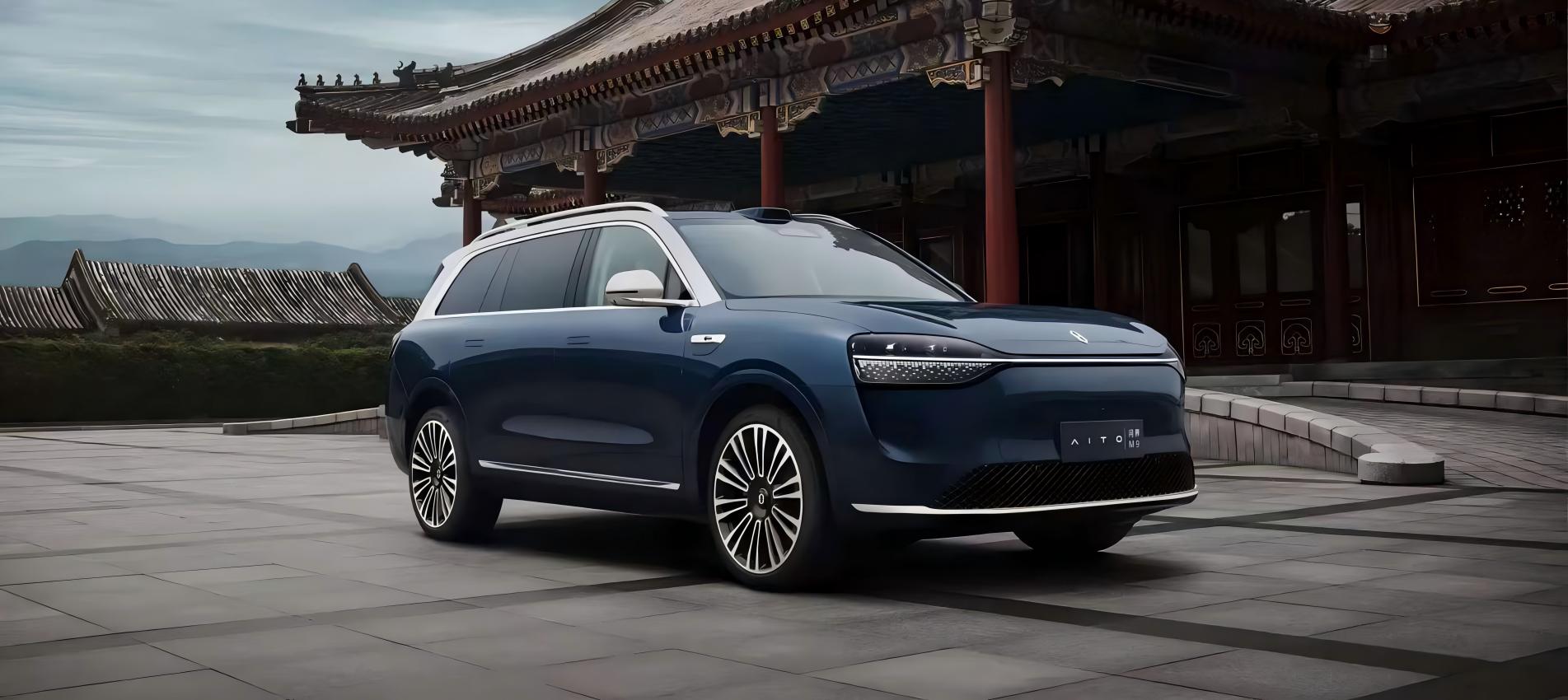 Equipped with HUAWEI ADS 3.0 advanced intelligent driving system