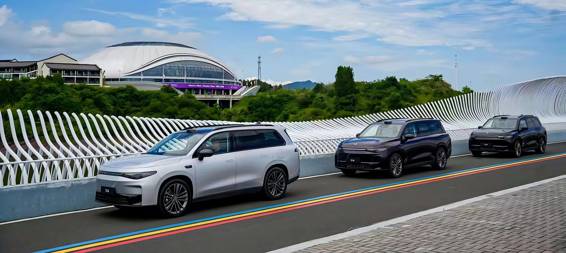 Flagship-level LiDAR + Orin-X advanced intelligent driving hardware pre-embedded