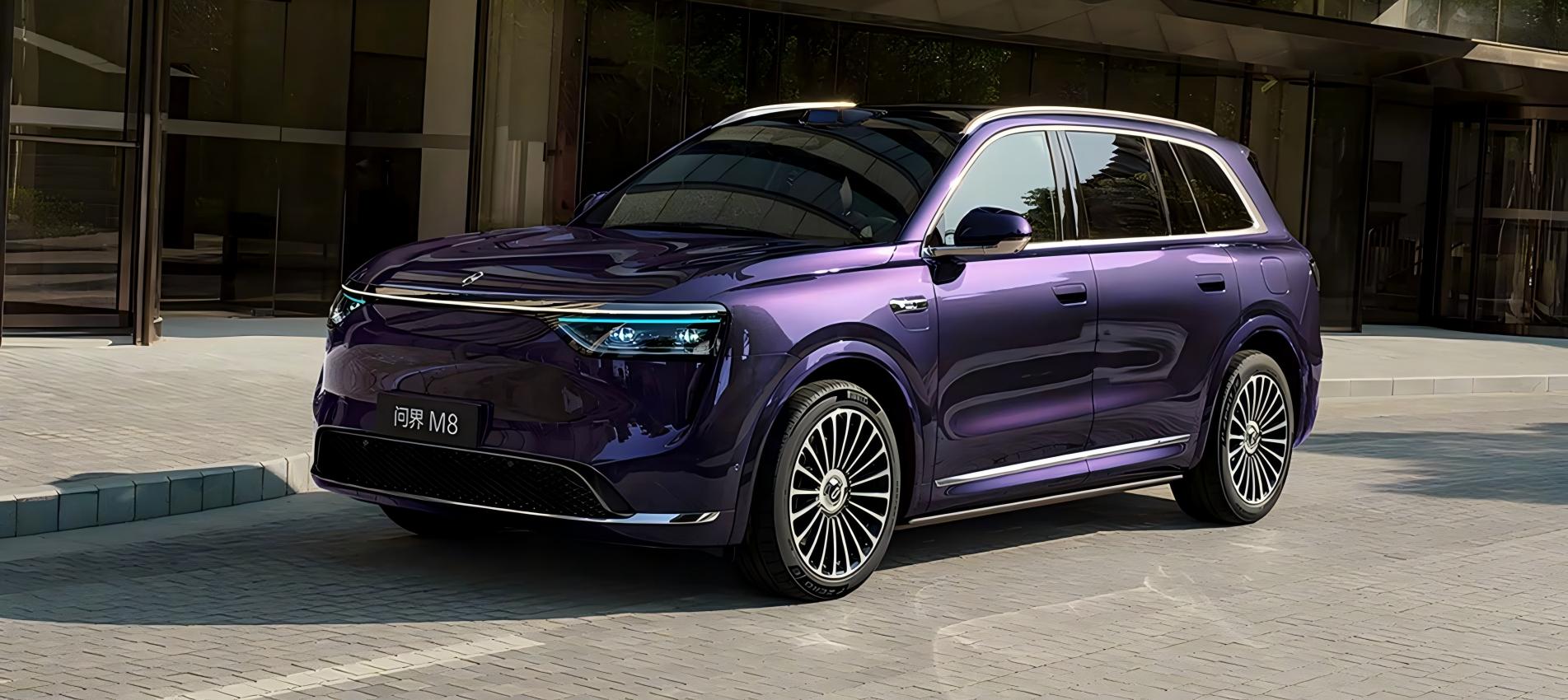 Equipped with HUAWEI ADS 3.0 advanced intelligent driving system