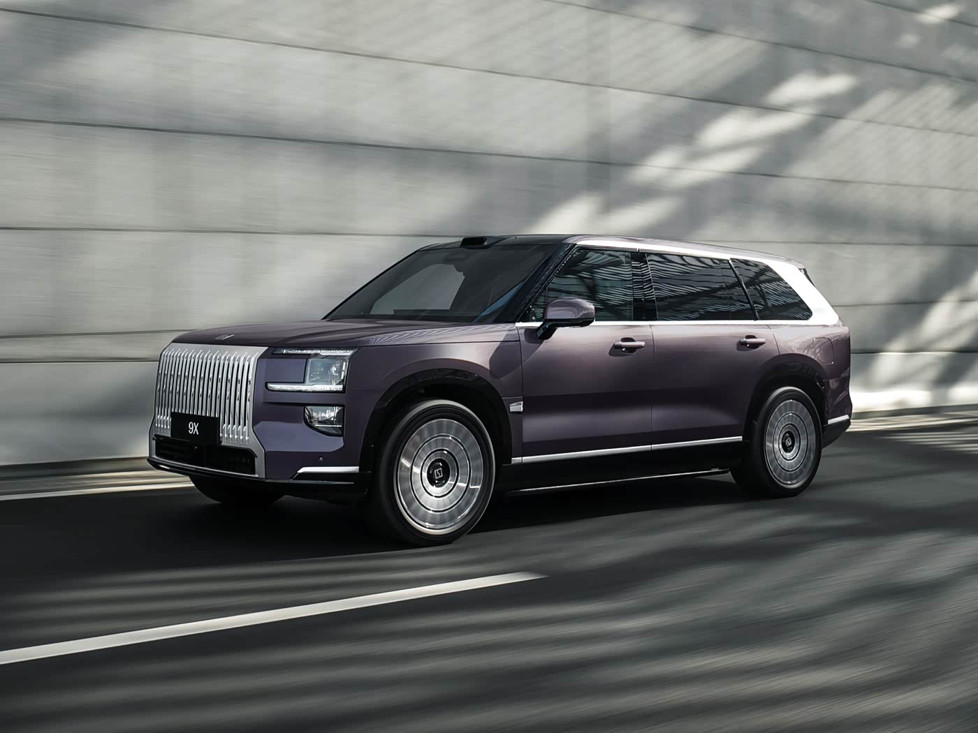 1400x1050_autohomecar__ChxpVWjJM-iALnwYADICMagzhSk700 – 副本