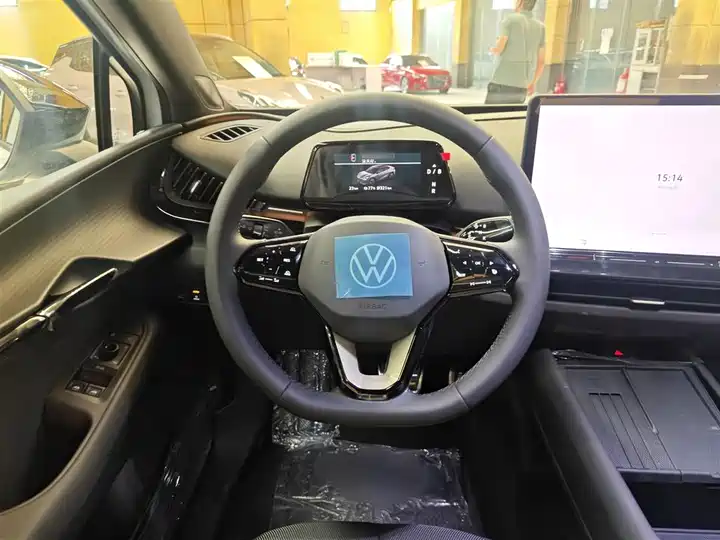 720x540_0_q87_c42_autohomecar__Chtk2WgtPMCAP-ybAAHG5dBiYM4614.jpg