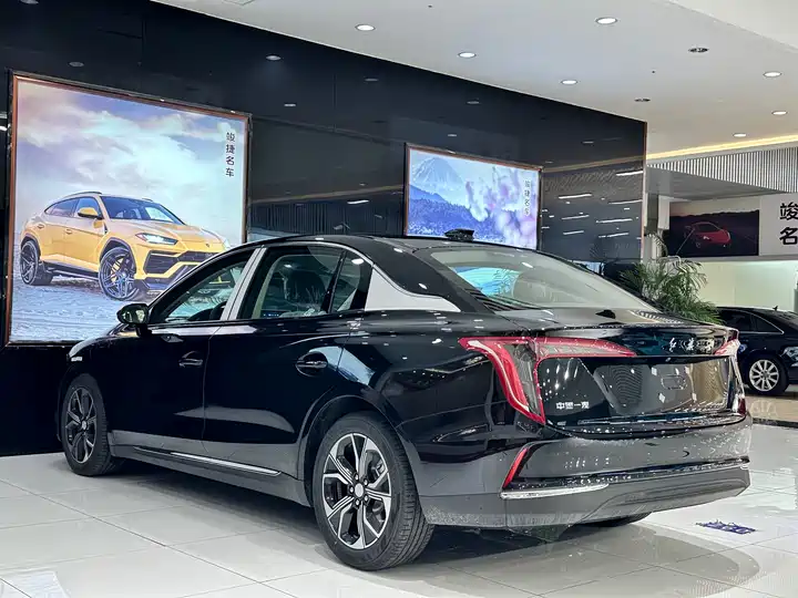 720x540_0_q87_c42_autohomecar__Chto52jHpAaAXEosAAnMnARzjbA823.jpg