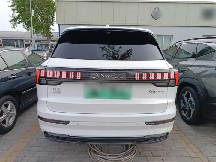 720x540_0_q87_c42_autohomecar__ChxoHmgGC7qAF2PKAAHxc2biHoM524.jpg