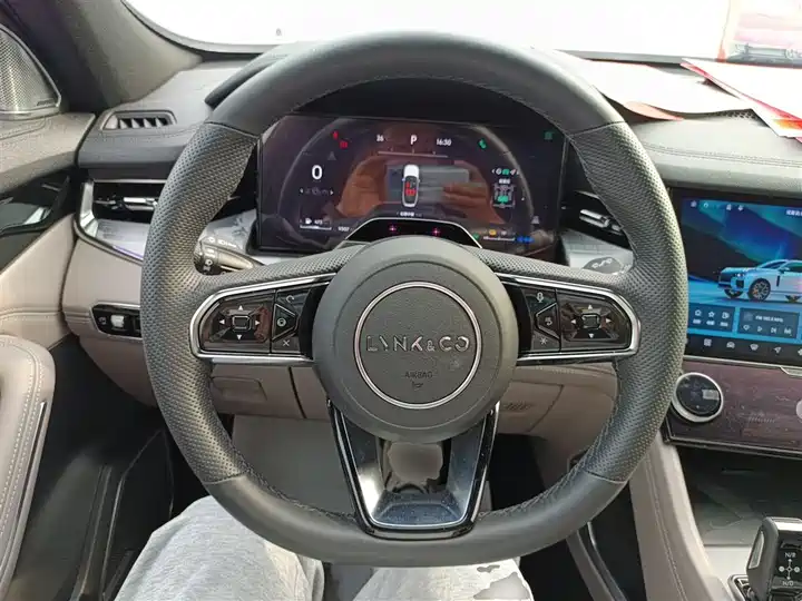 720x540_0_q87_c42_autohomecar__ChxoHmgGC7uAXdiDAAJCx9A0zRI996.jpg