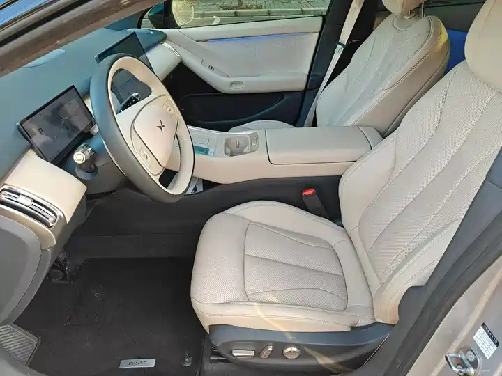 720x540_0_q87_c42_autohomecar__ChxpWGjqH22AMrWvAAOUeooCe3M888.jpg
