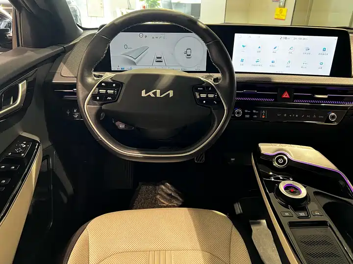q7